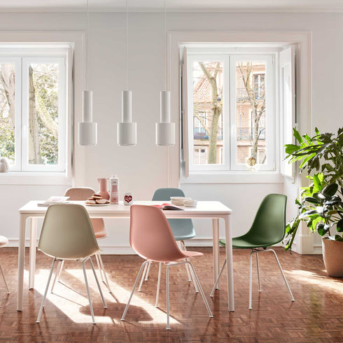 Cadeira Eames em Plástico DSX / Base Branca